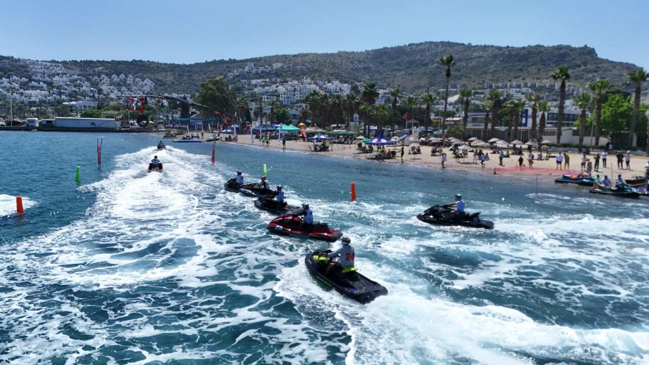 Bodrum’da Adrenalin Zirvesi: Sujeti–Motosurf Şampiyonası Başlıyor 1